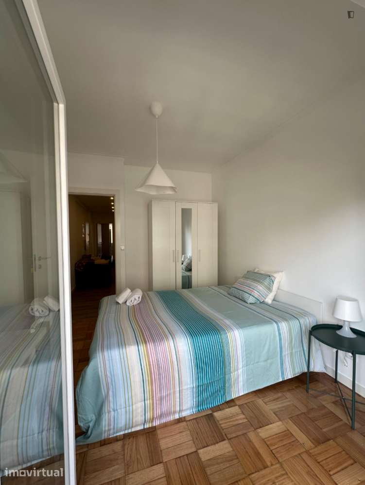 Quarto - localizado em São Vítor Braga - Grande imagem: 3/9