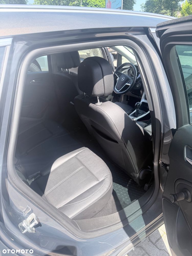 Opel Astra 1.6 T Sport - 3