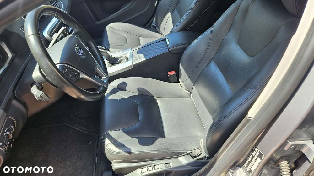 Volvo S60 T5 Inscription - 8