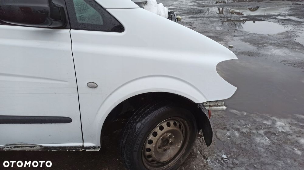 błotnik prawy przód vito viano w639 biały - 1