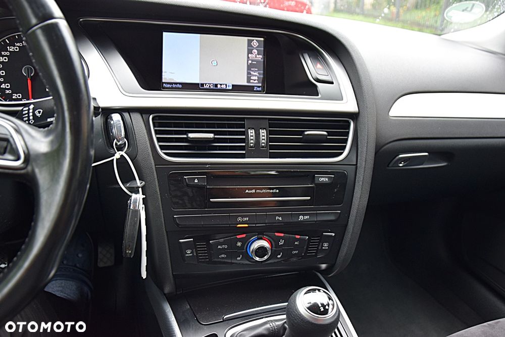 Audi A4 Avant 2.0 TDI DPF S line Sportpaket - 20
