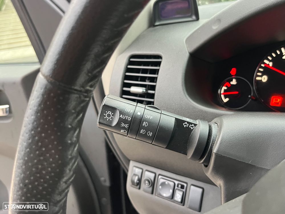 Nissan Navara 3.0 dCi V6 CD LE AT 4WD - 17