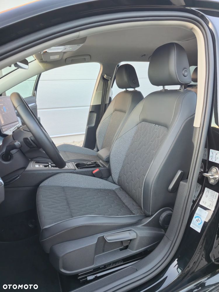 Volkswagen Golf Variant 1.5 eTSI OPF DSG Move - 19