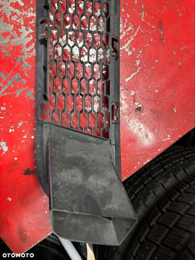 BMW F06 KRATKA DOLNA ZDERZAKA MPAKIET 8050345 - 5