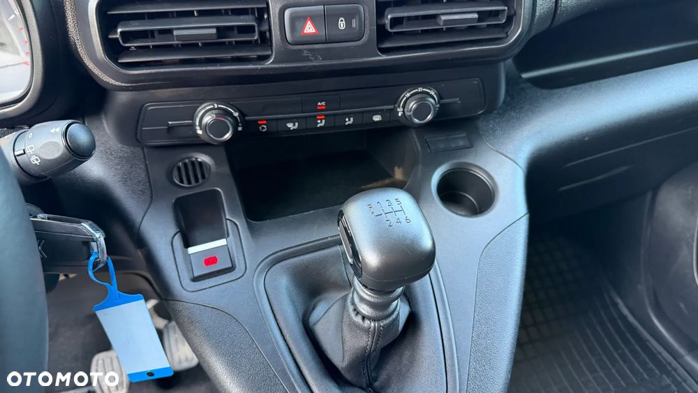 Citroën BERLINGO - 26
