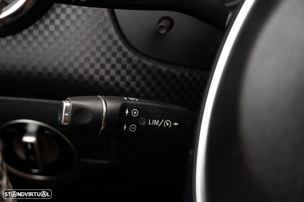 Mercedes-Benz A 180 d Style Plus Aut. - 47