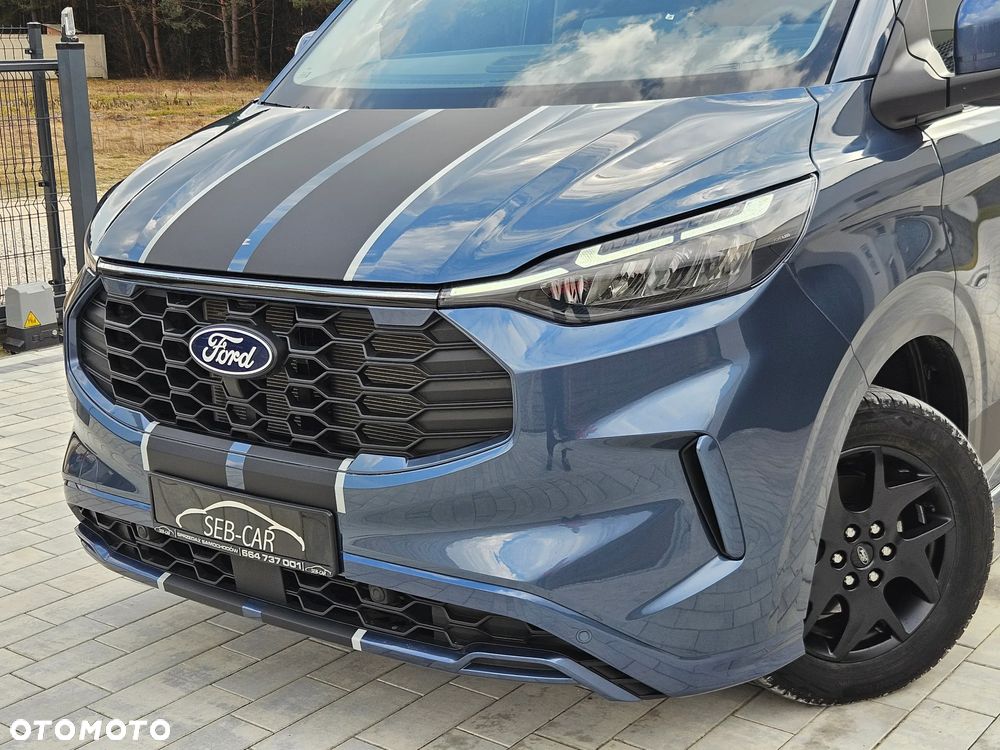 Ford Tourneo Custom - 18