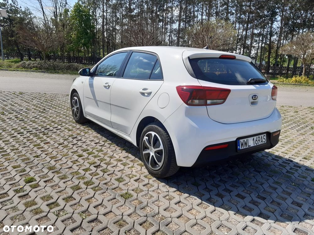 Kia Rio 1.2 Attract - 6