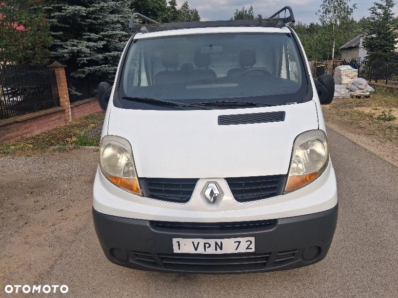 Renault Trafic - 2
