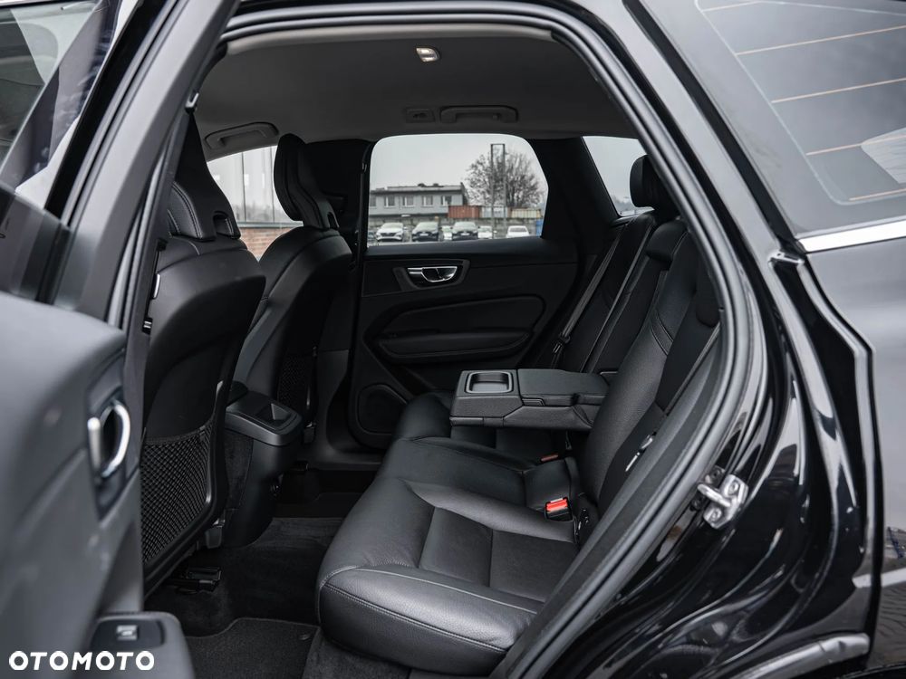 Volvo XC 60 B4 D Geartronic Inscription - 27