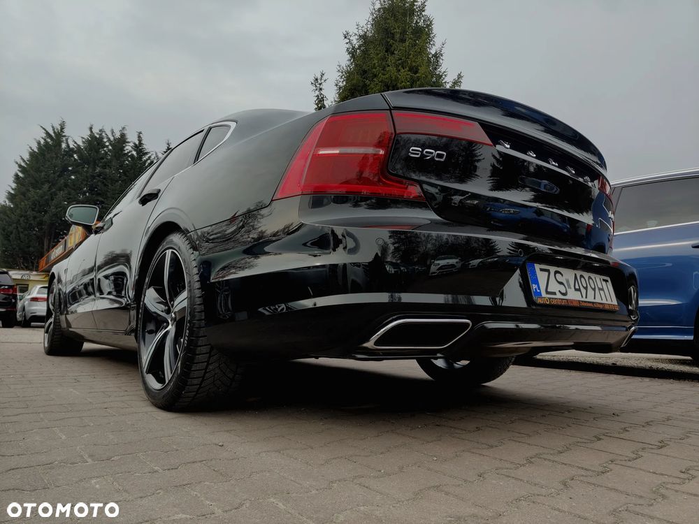 Volvo S90 D4 R-Design - 19