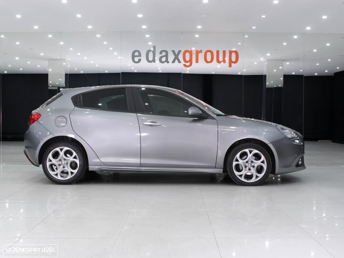 Alfa Romeo Giulietta 1.6 JTDm Sport - 2