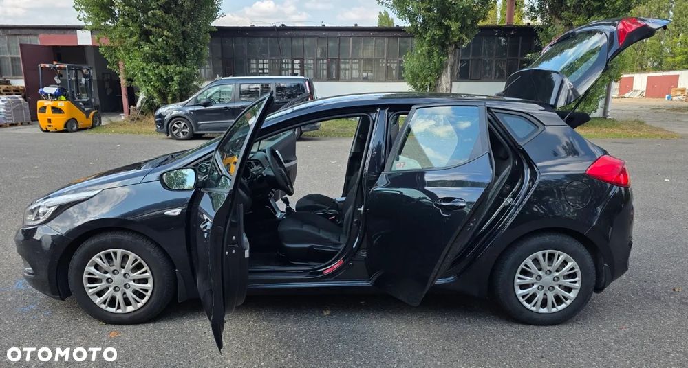 Kia Ceed Cee'd 1.6 CRDi M - 18