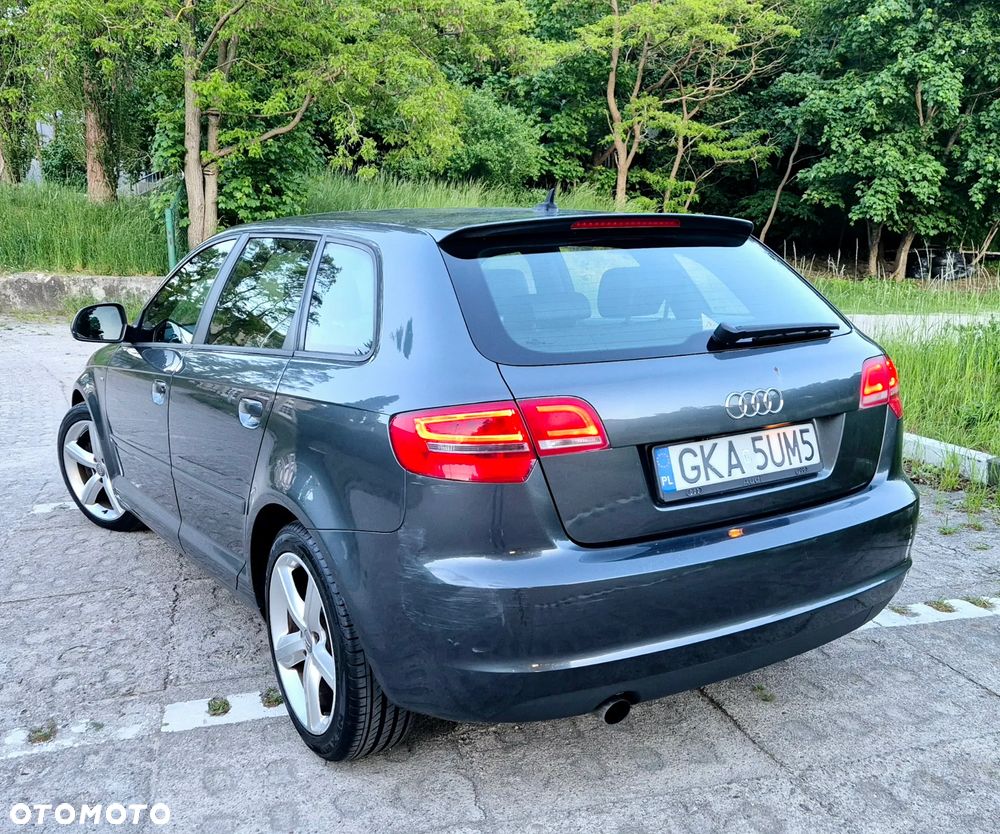 Audi A3 Sportback 2.0 TDI DPF Attraction - 5