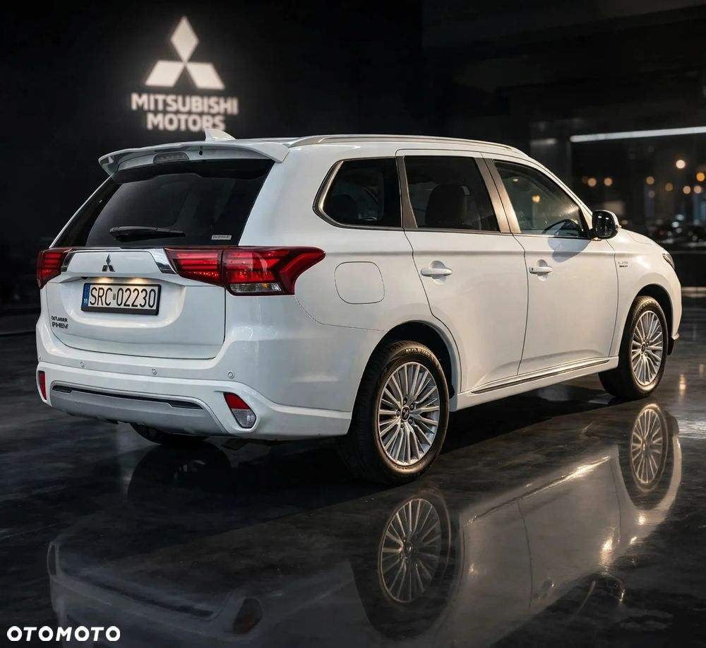 Mitsubishi Inny - 4