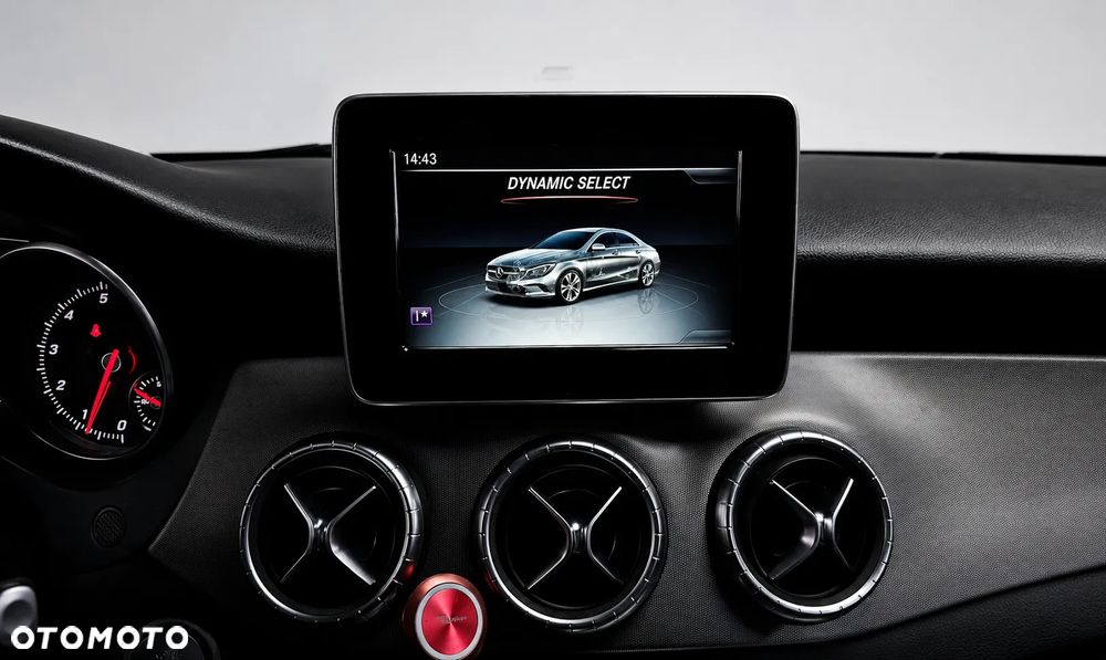 Mercedes-Benz CLA 250 AMG Line 7G-DCT - 11