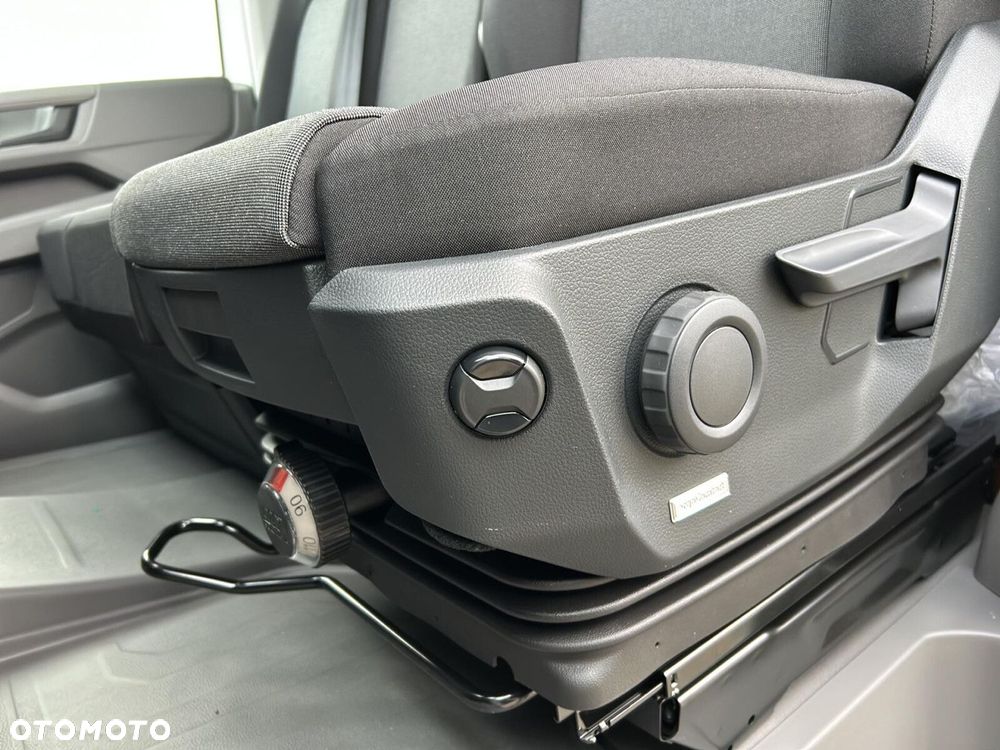 Volkswagen Crafter 35 Furgon L3H3, 2.0TDI 140KM, 3640mm, Wysoki dach - 19