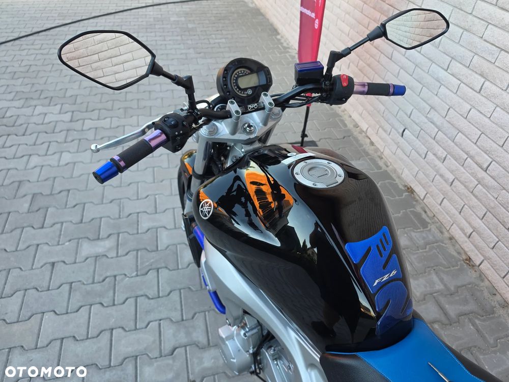 Yamaha FZ6 - 15