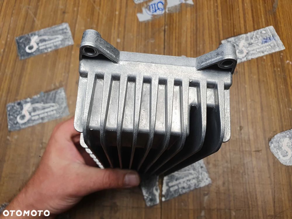 Wzmacniacz Modul 8T0035223 AB Audio Głosnikow Radia Audi A4 S4 B8 A5 - 8