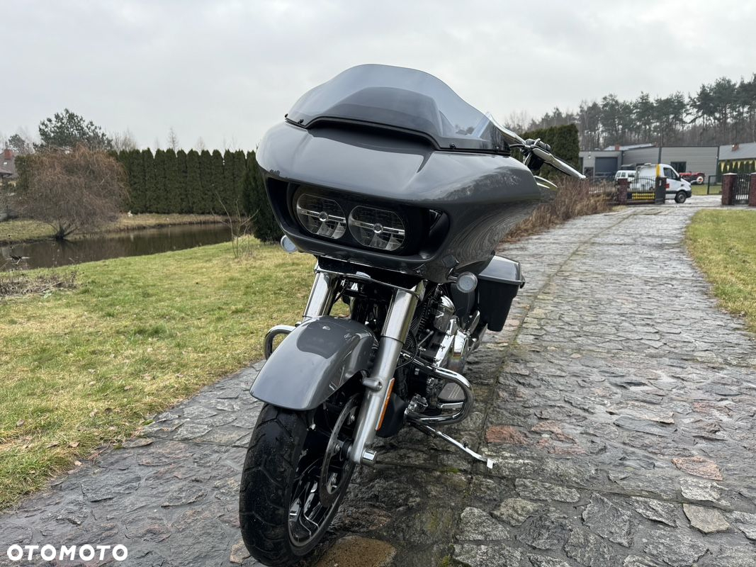 Harley-Davidson Touring Road Glide - 16