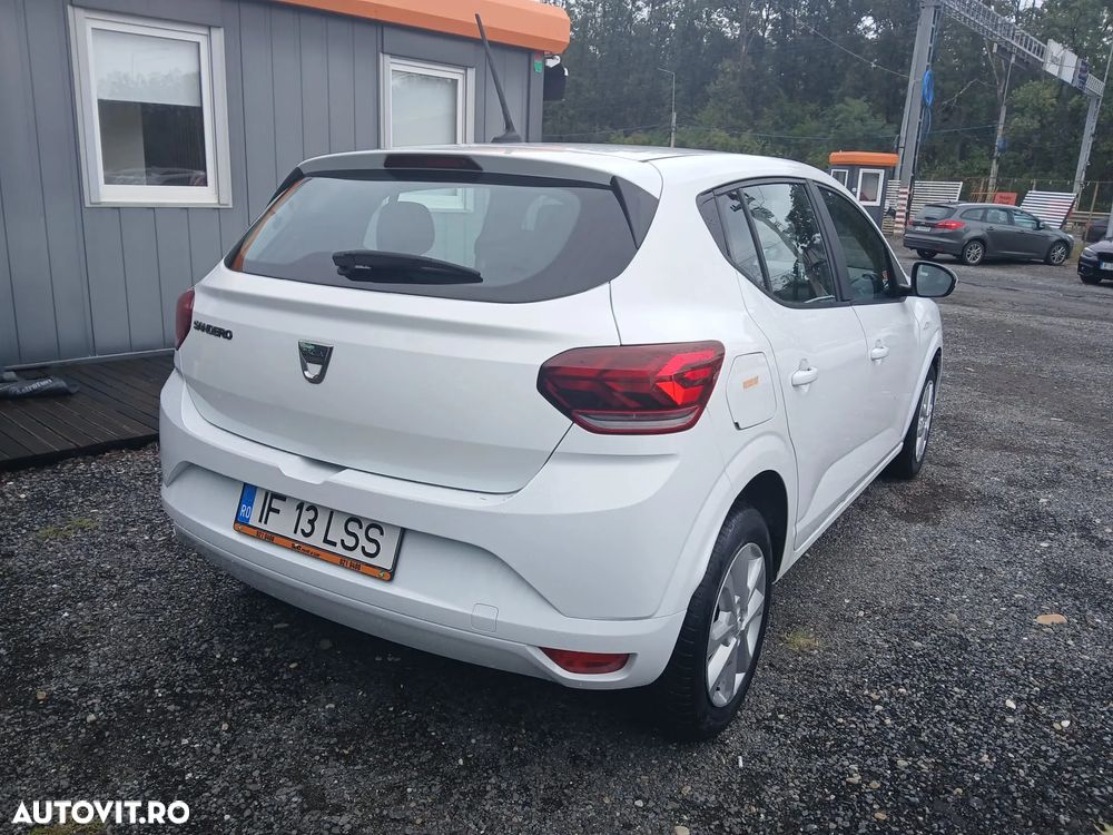 Dacia Sandero TCe 90 Essential - 4