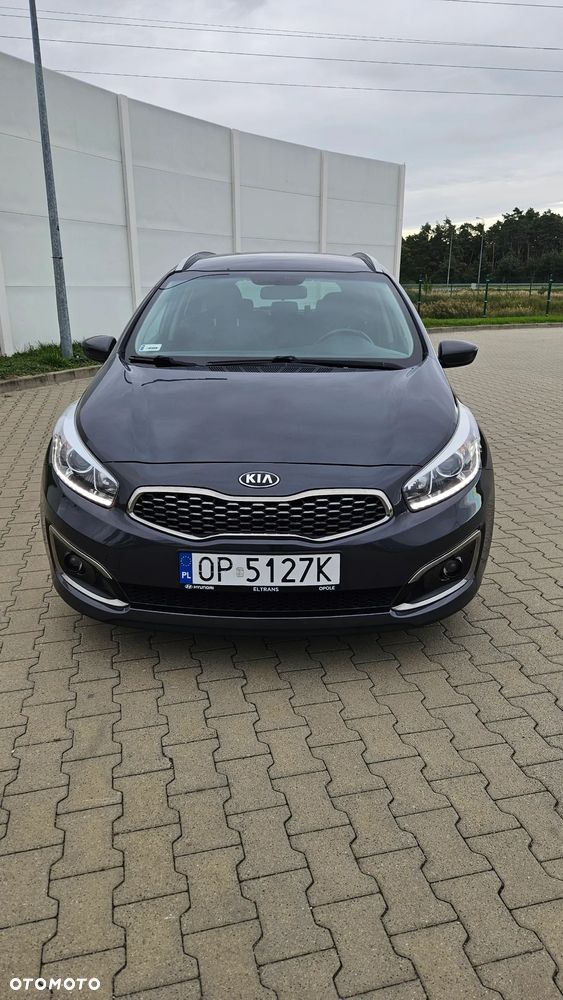 Kia Ceed - 30