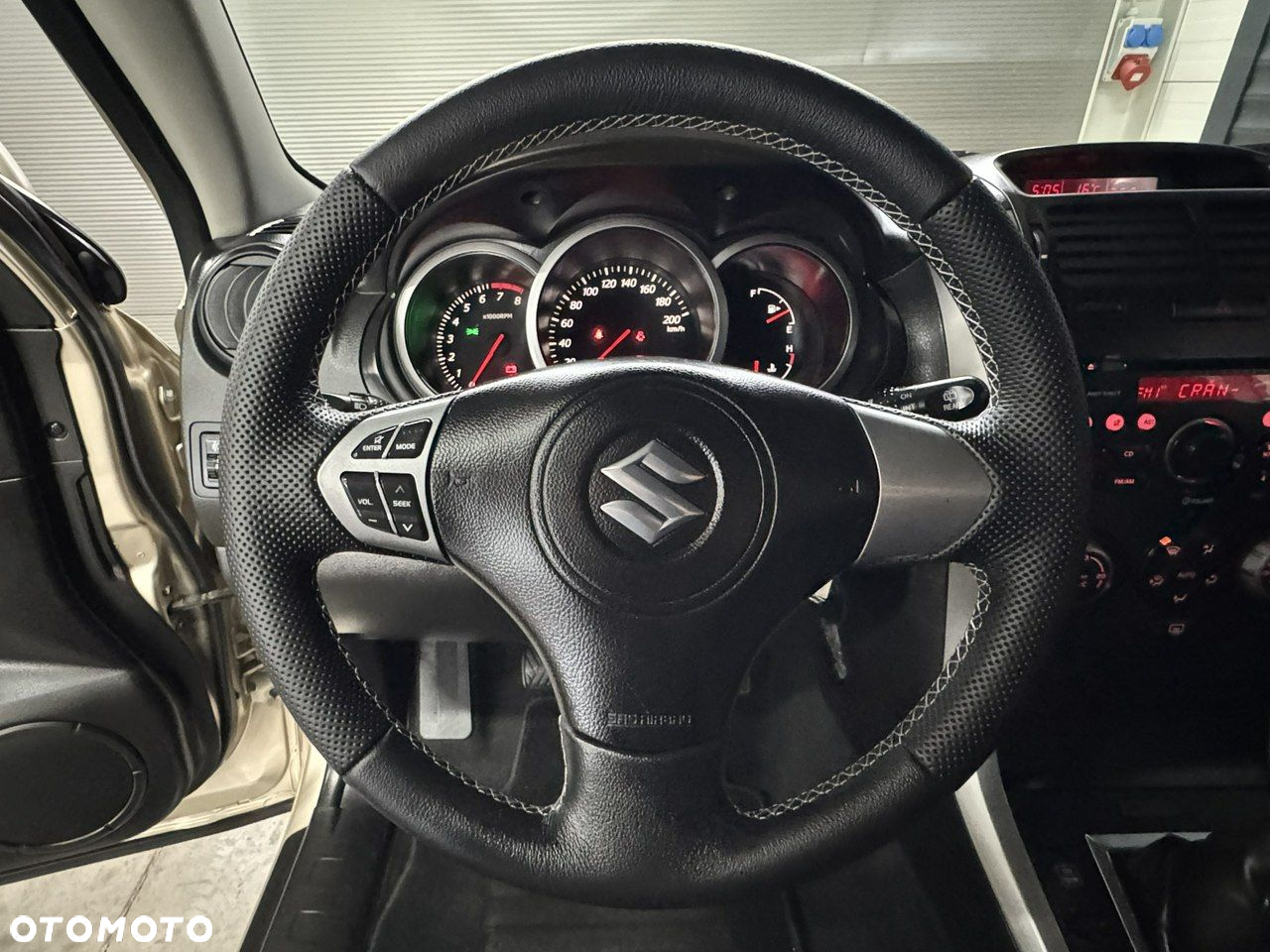 Suzuki Grand Vitara - 31
