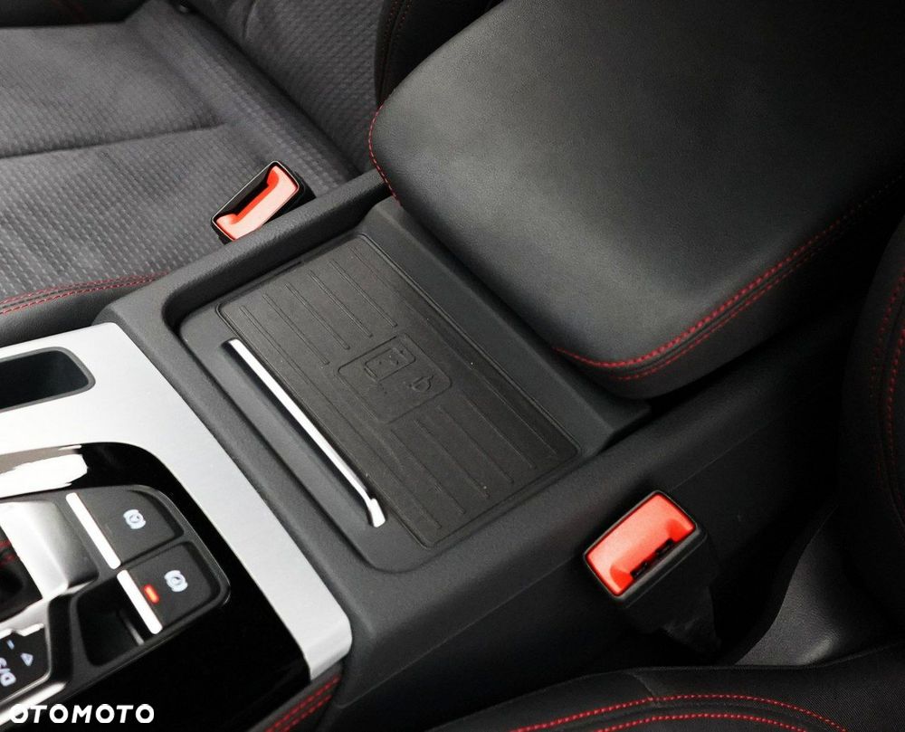 Audi Q5 Sportback - 28