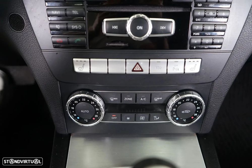 Mercedes-Benz C 180 - 26