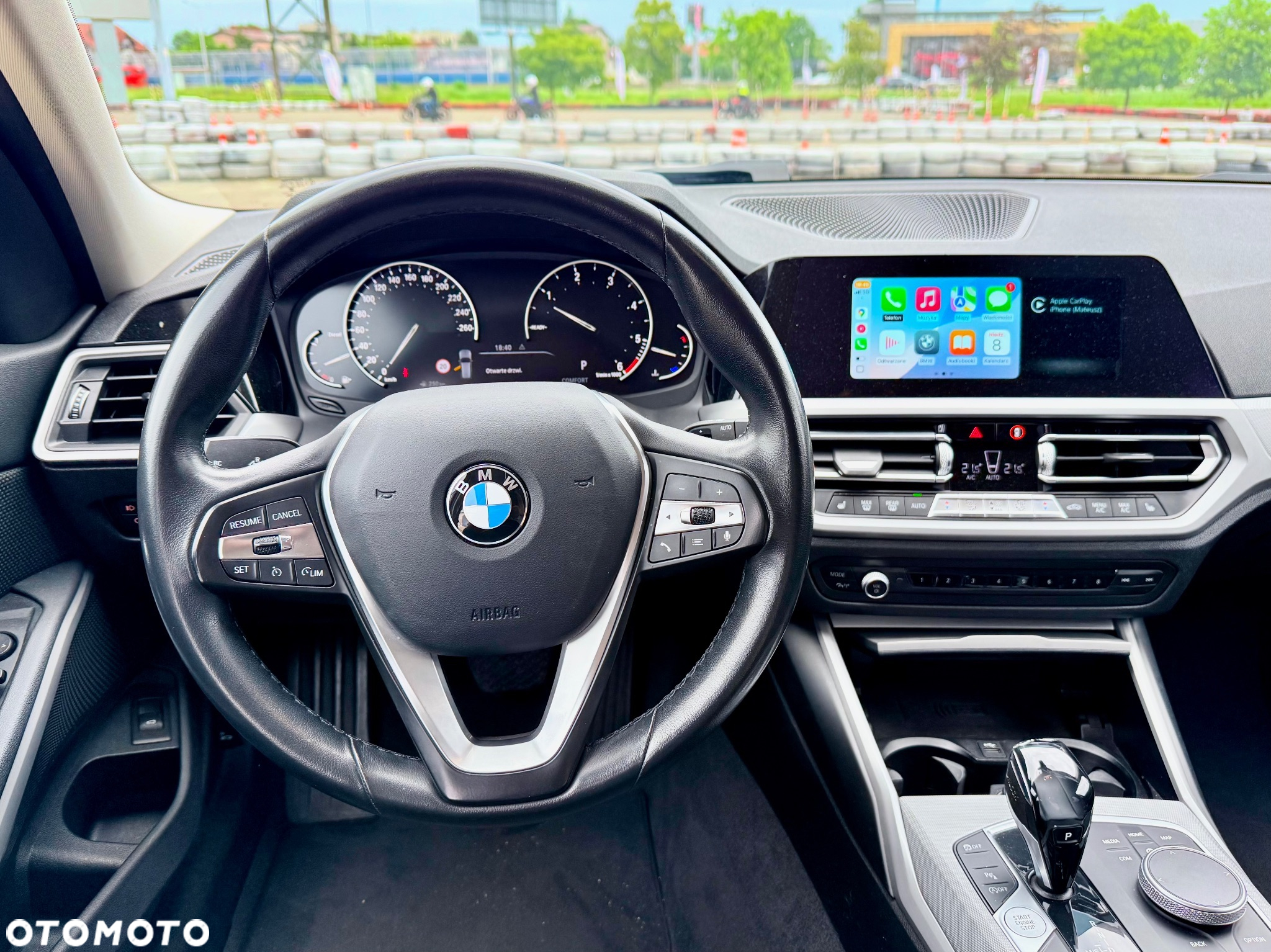 BMW Seria 3 318d Touring Advantage - 14