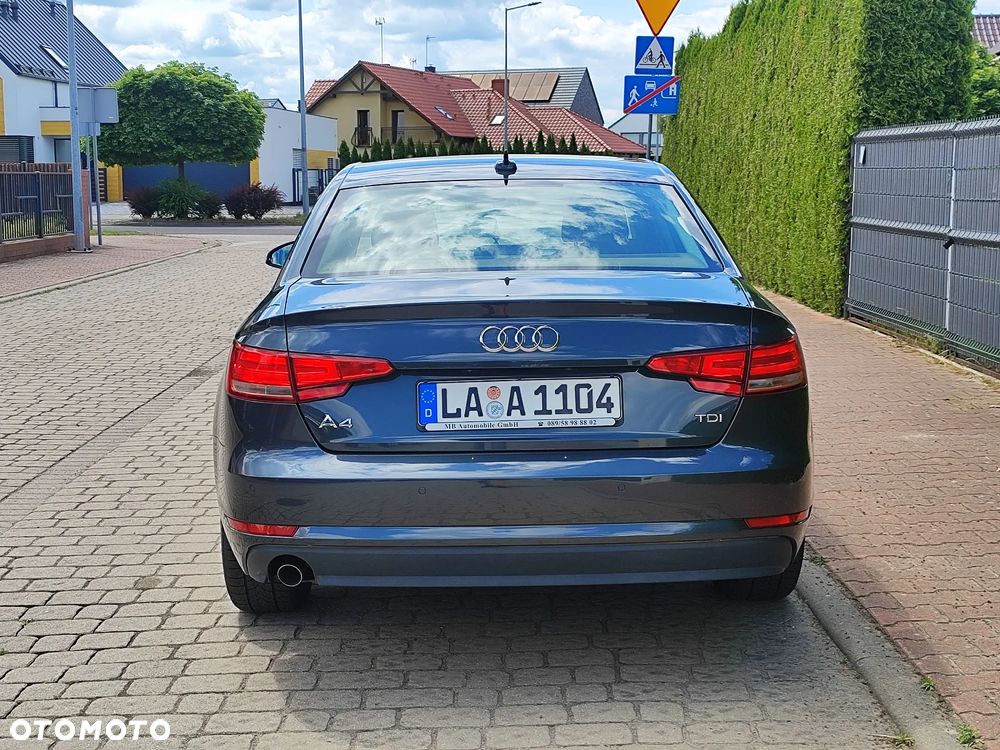 Audi A4 Limousine 2.0 TDI ultra S tronic design - 5