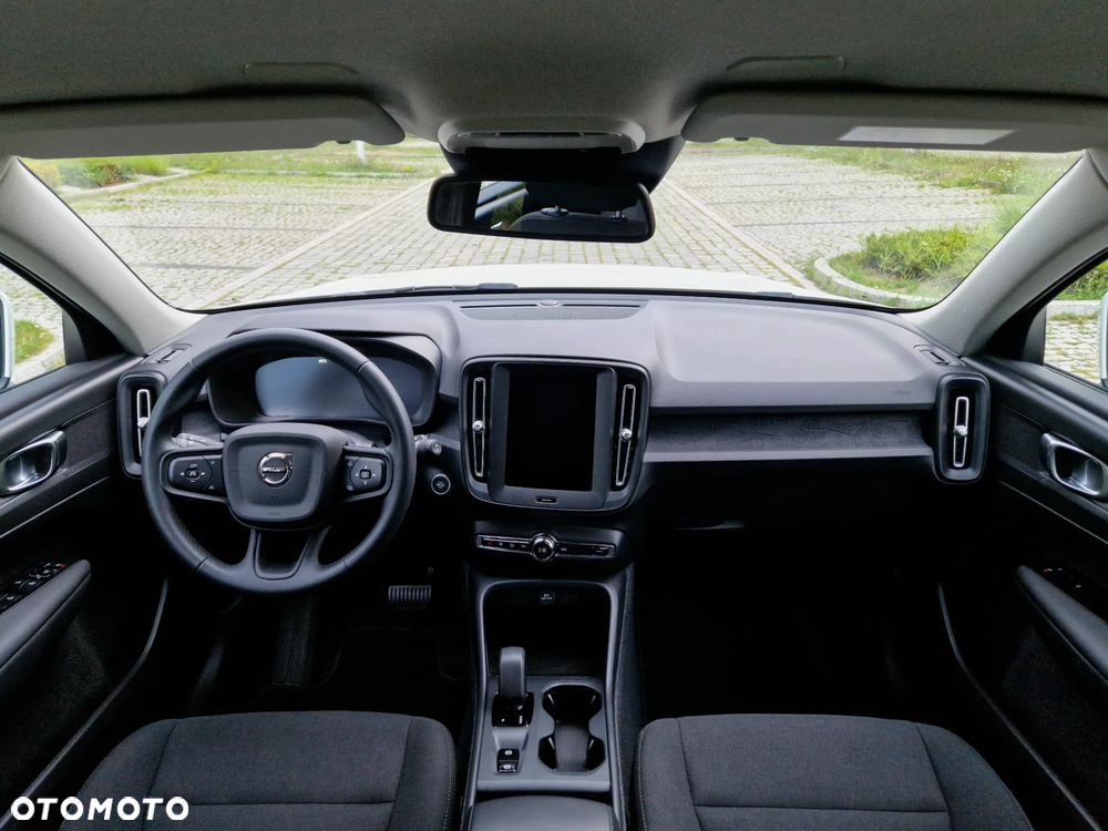 Volvo XC 40 T3 Momentum Core - 9