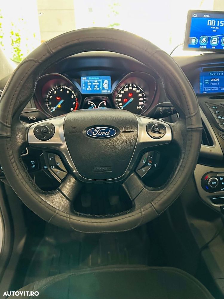 Ford Focus - 17