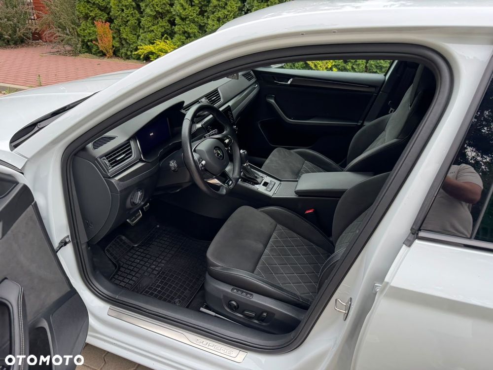 Skoda Superb 2.0 TSI 4x4 Sportline DSG - 27