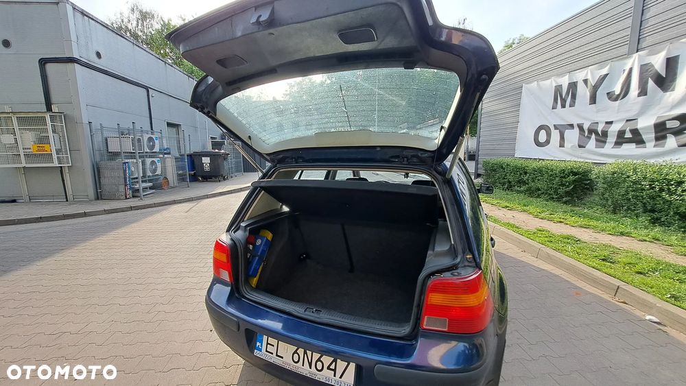 Volkswagen Golf 1.9 TDI Basis - 19