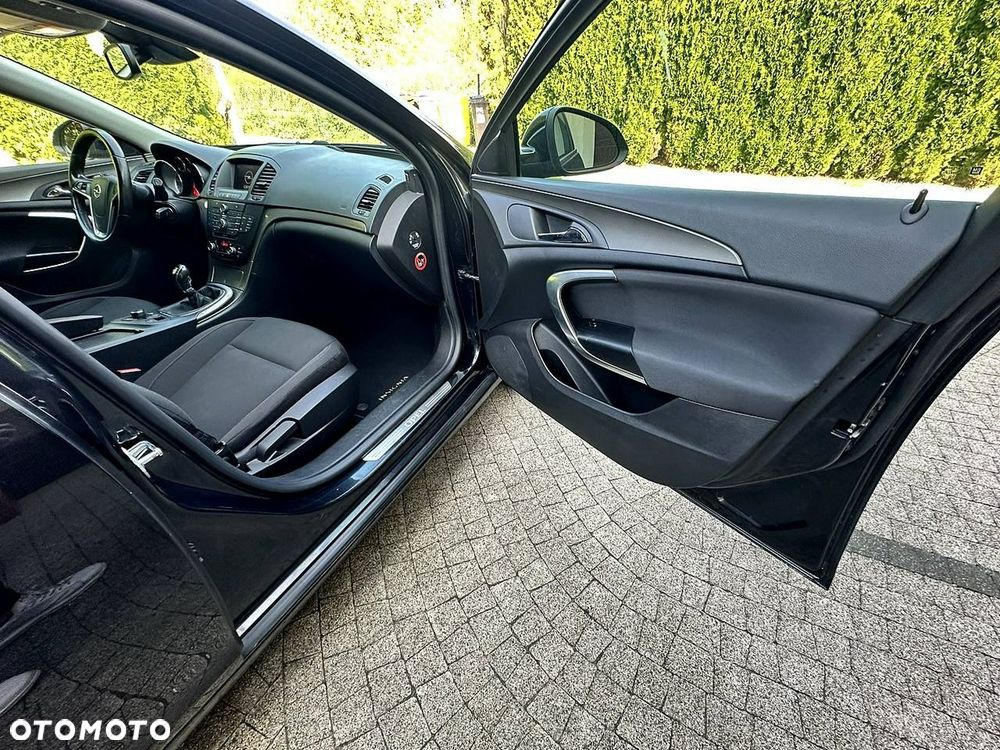 Opel Insignia - 10
