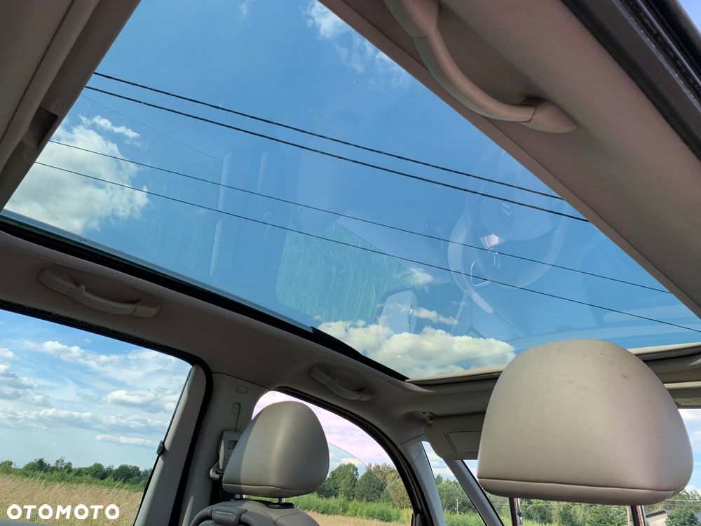 Citroën C3 Picasso 1.6 HDi Exclusive - 23