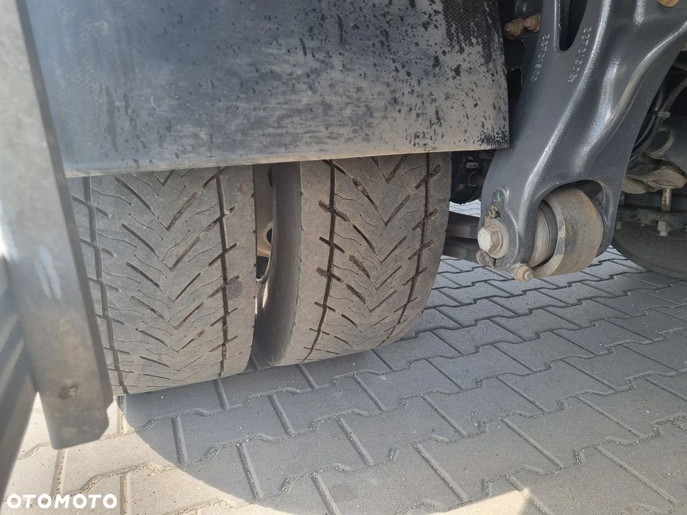 Renault D 18 D19  Premium - 8