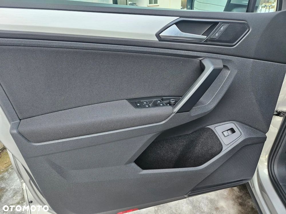 Volkswagen Tiguan - 18