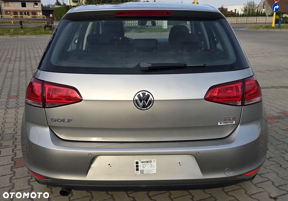 Volkswagen Golf 1.6 TDI BlueMotion Technology Comfortline - 11