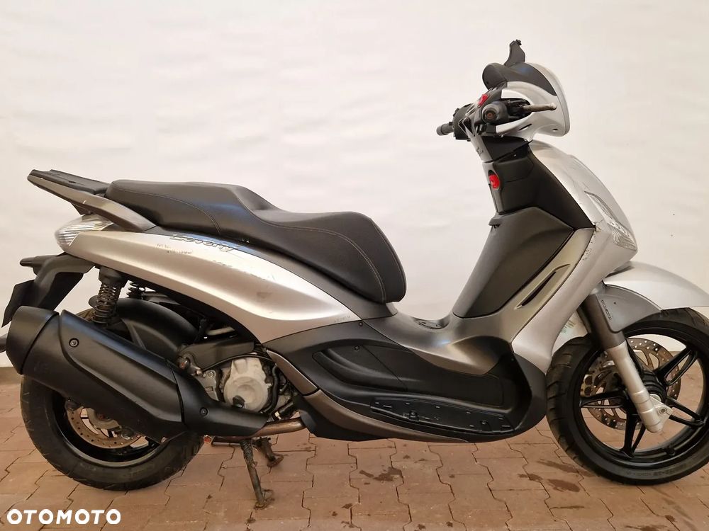 Piaggio Beverly - 10