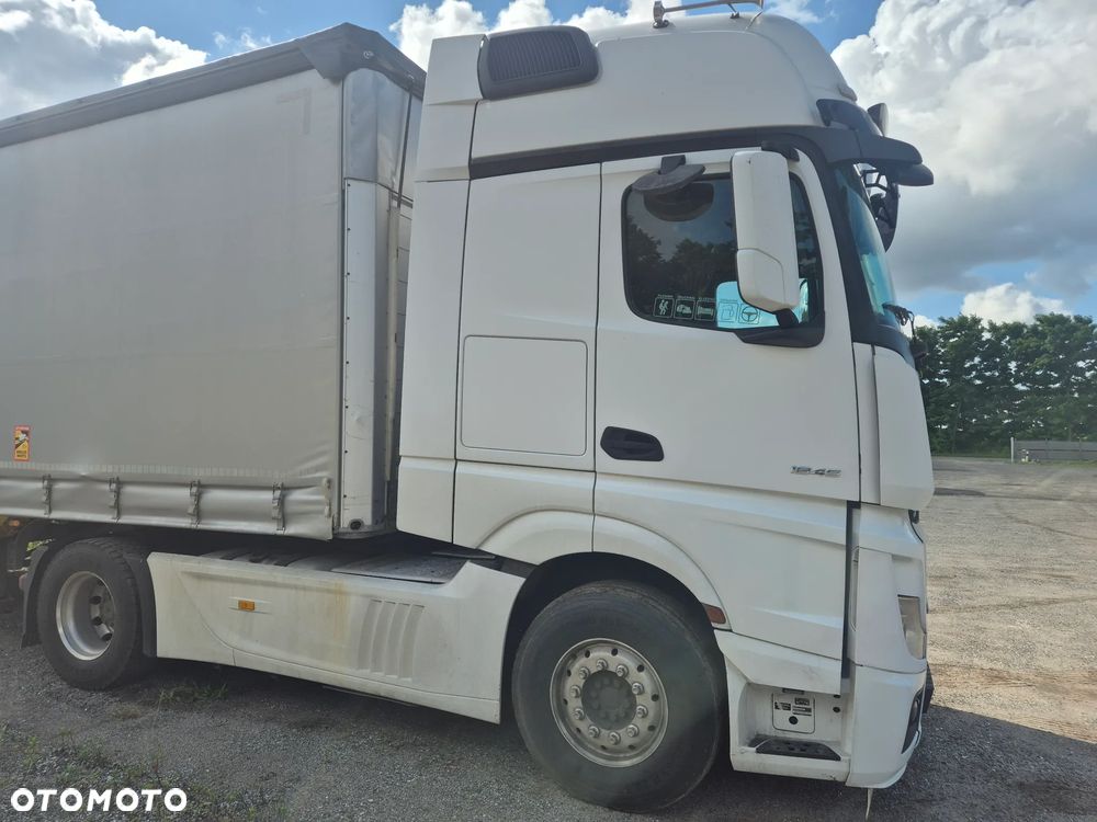 Mercedes-Benz ACTROS GIGA - 13