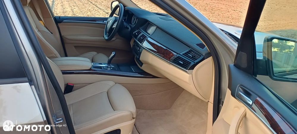 BMW X5 xDrive35i Edition Exclusive - 18