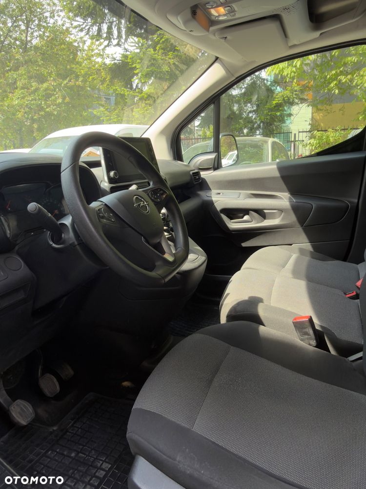 Opel COMBO - 8
