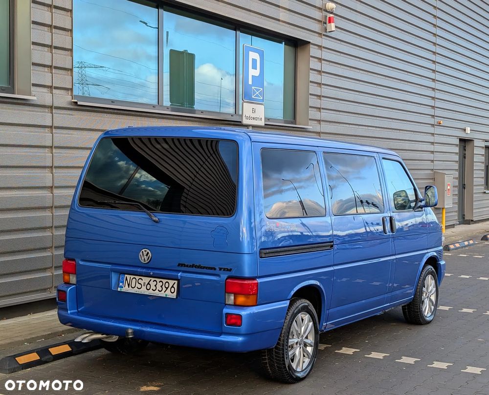 Volkswagen Multivan - 15
