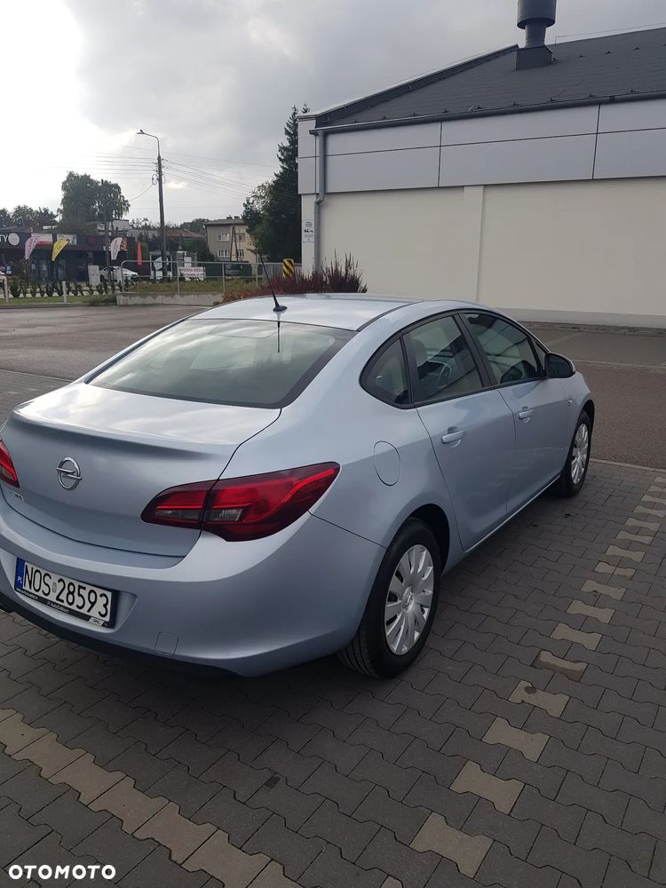 Opel Astra IV 1.4 T Active - 6