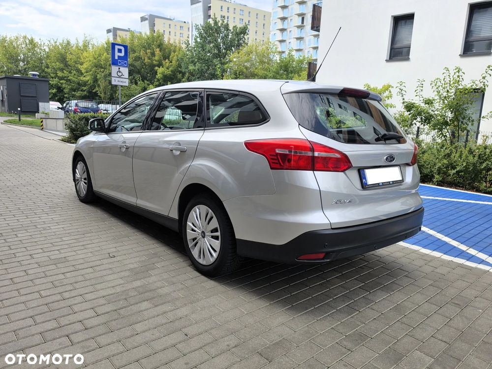 Ford Focus 1.5 TDCi Trend - 11