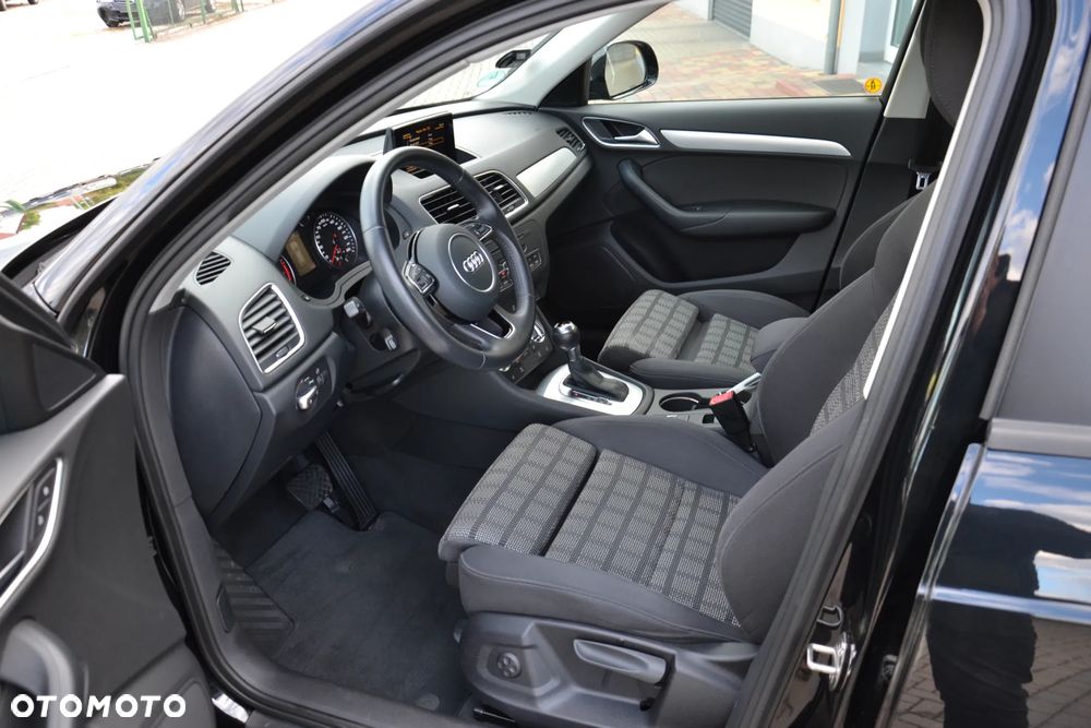 Audi Q3 1.4 TFSI Design S tronic - 16