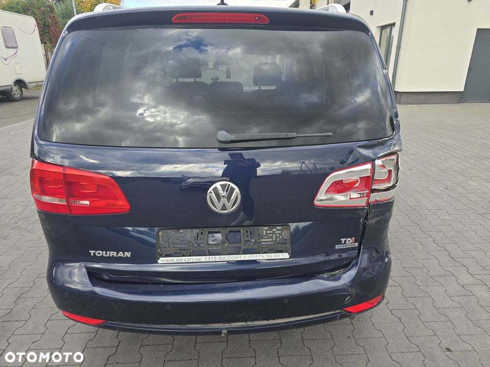 Volkswagen Touran 1.6 TDI DPF BlueMotion Technology DSG Highline - 9