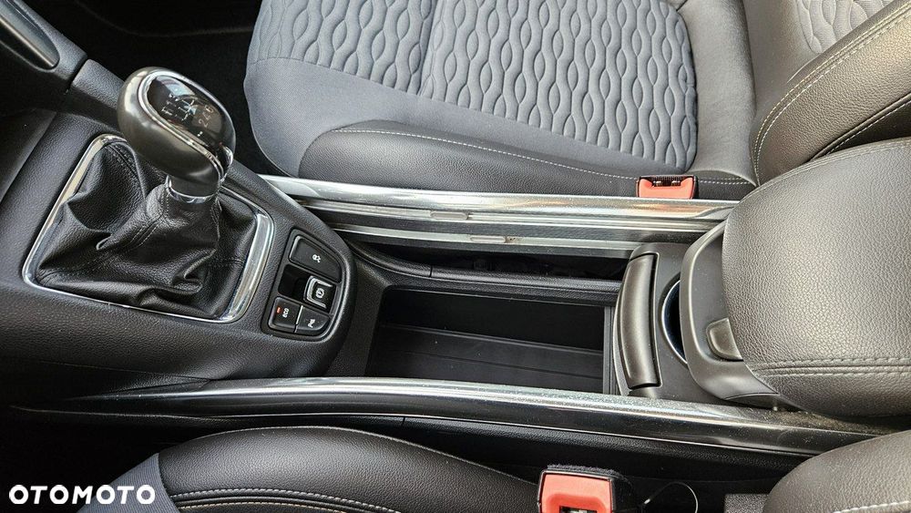 Opel Zafira Tourer 1.4 Turbo Edition - 36